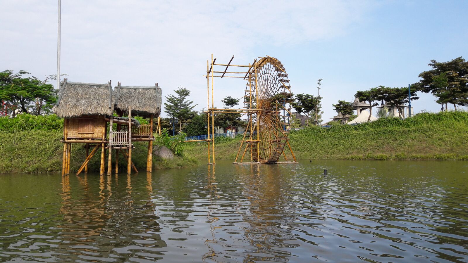Samsung Galaxy A5(2016) sample photo. The fishing village, the photography