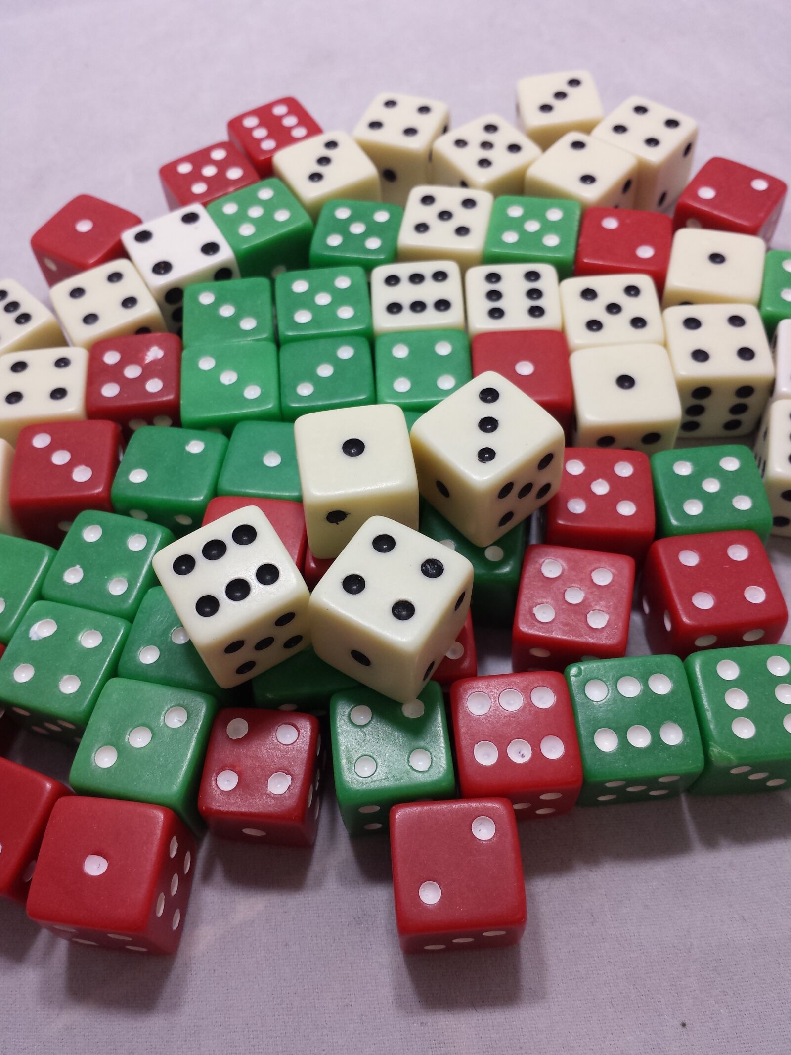 Samsung Galaxy S4 sample photo. Die, dice, gambling photography