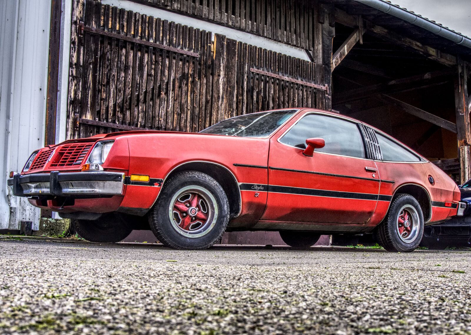 Sony E 16-50mm F3.5-5.6 PZ OSS sample photo. Oldsmobile, starfire sx, oldtimer photography