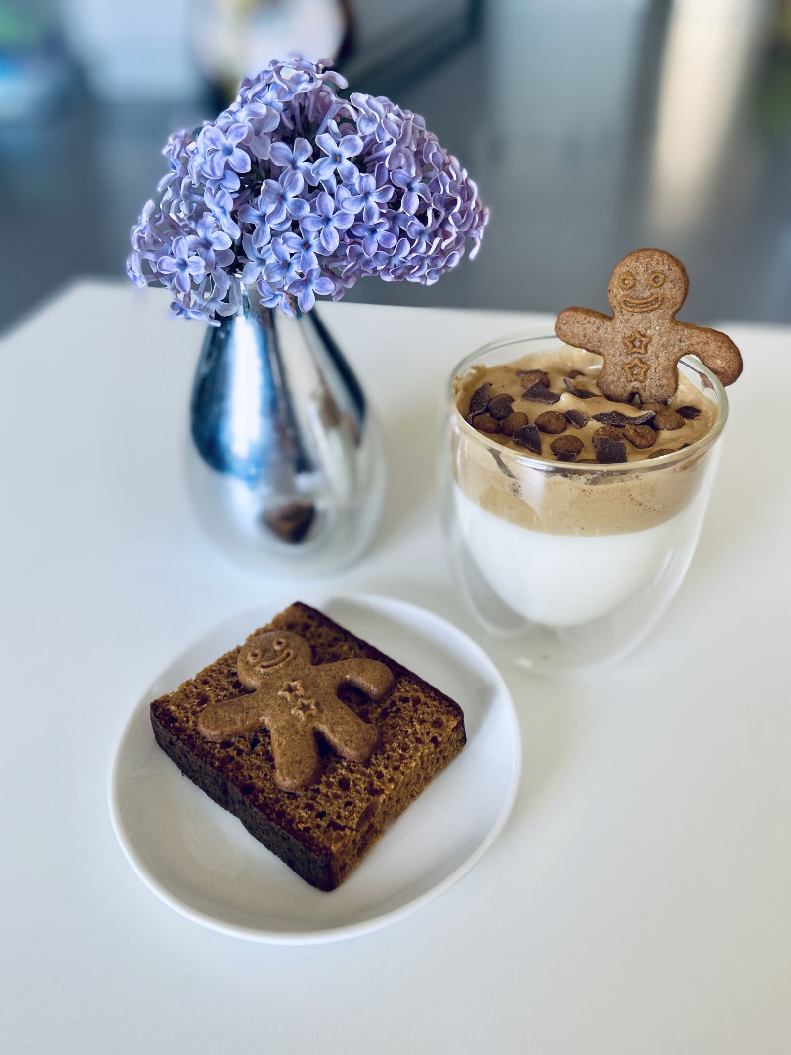 iPhone 11 back dual wide camera 4.25mm f/1.8 sample photo. Dalgona, tiktok, coffee photography
