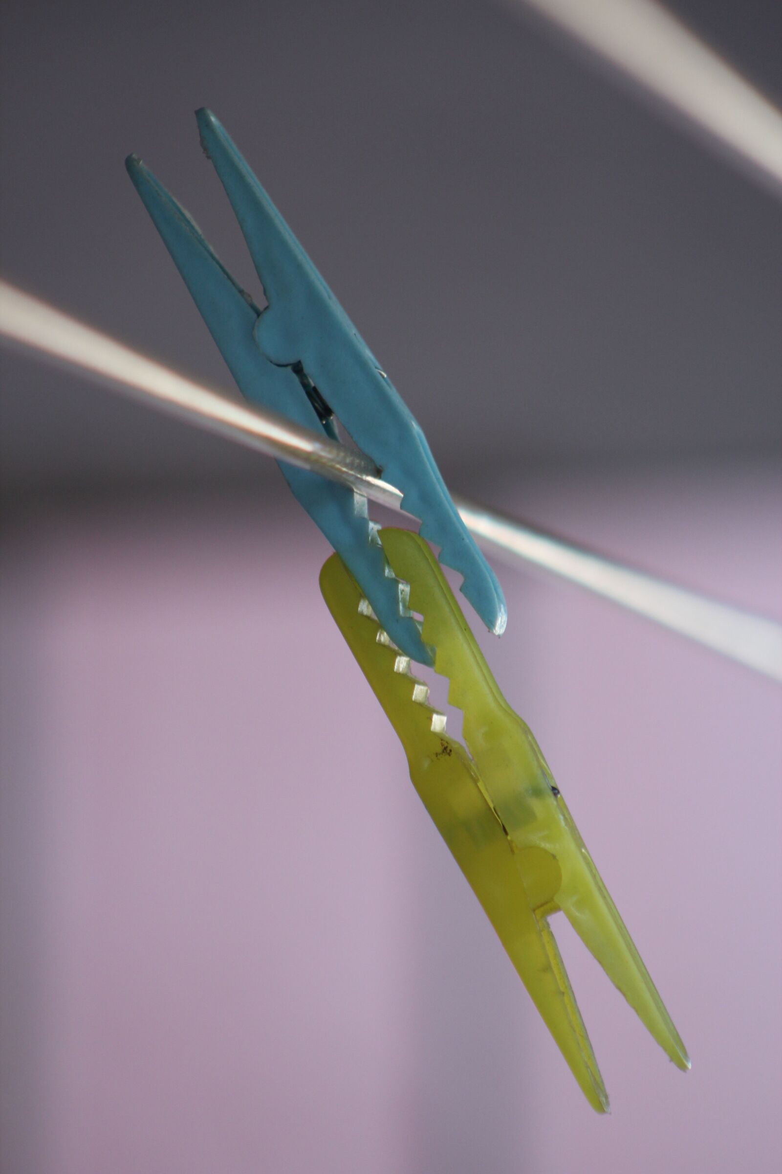 Canon EF 75-300mm f/4-5.6 USM sample photo. Clothespin, clothespins photography