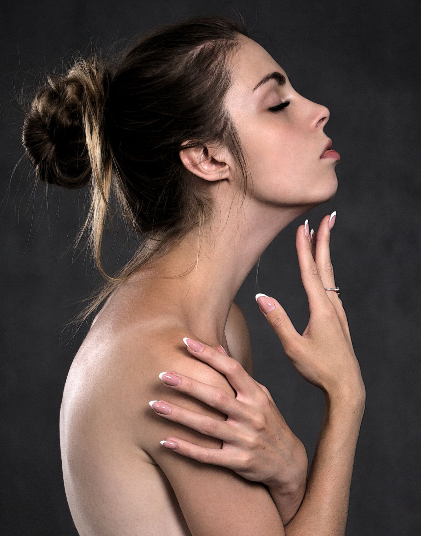 Nikon D80 sample photo. Girl, the bathroom, portrait photography
