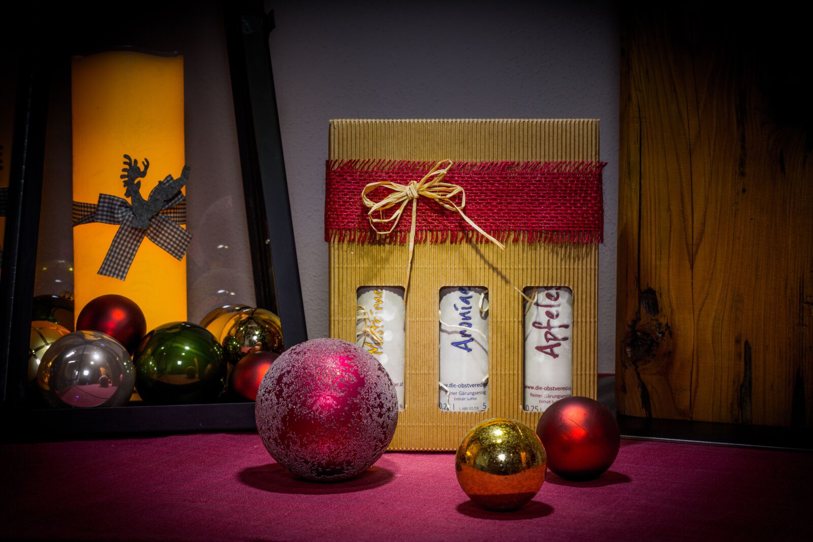Canon EOS 60D sample photo. Gift, christmas, decoration photography