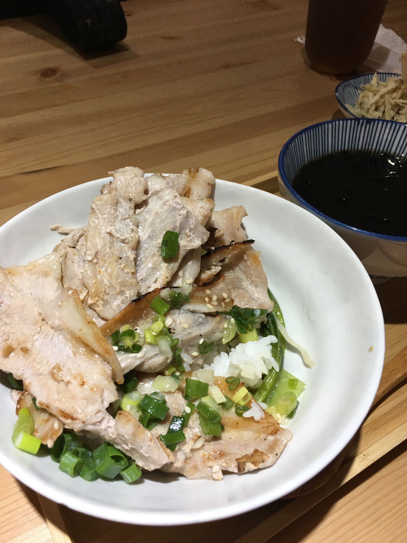 iPhone 6s Plus back camera 4.15mm f/2.2 sample photo. Roast pork, yakiniku, japanese photography