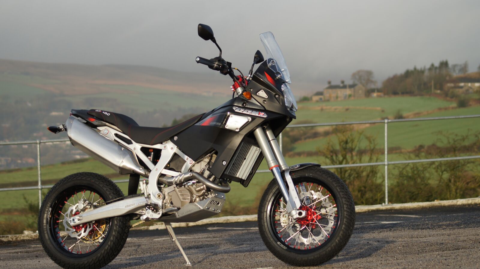 Sony SLT-A35 sample photo. Moorland, motorcycle, pennines photography