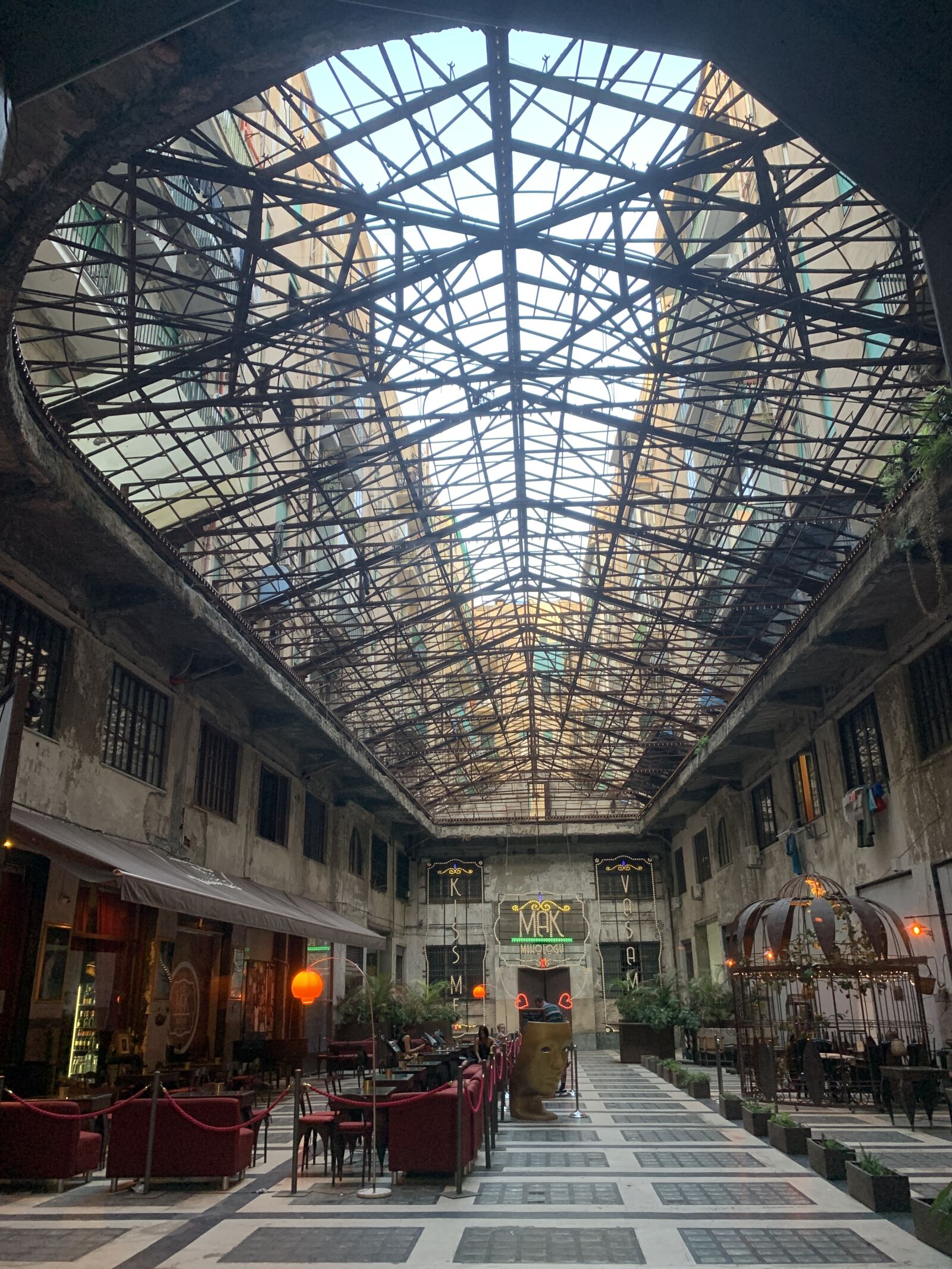 iPhone XS back dual camera 4.25mm f/1.8 sample photo