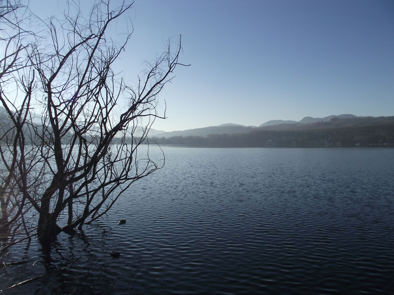 FujiFilm FinePix S2500HD (FinePix S2600HD) sample photo. Lake avigliana, lake, piemonte photography