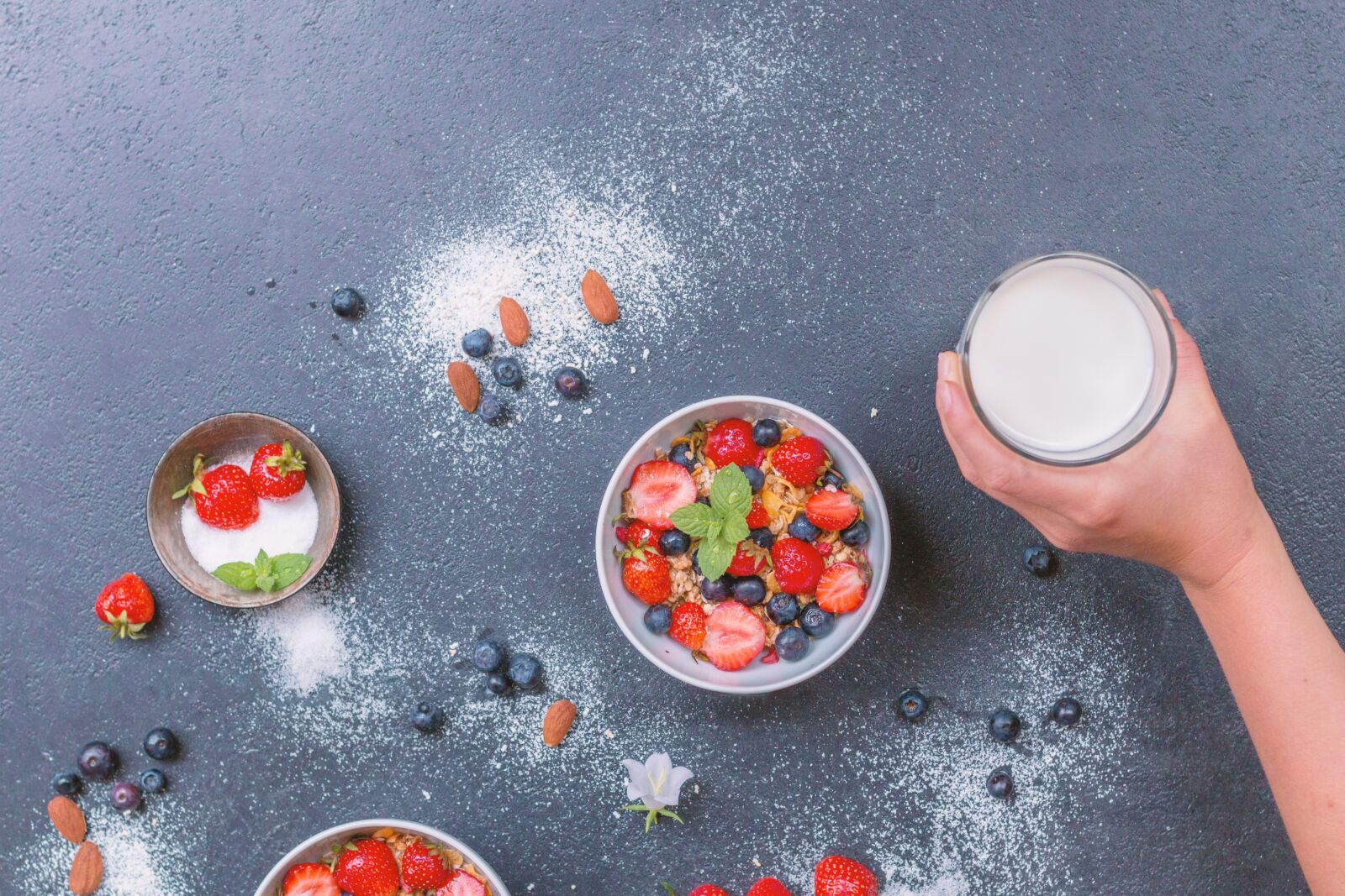 Canon EOS 70D + Canon EF 50mm F1.8 STM sample photo. Müesli, milk, fruits photography