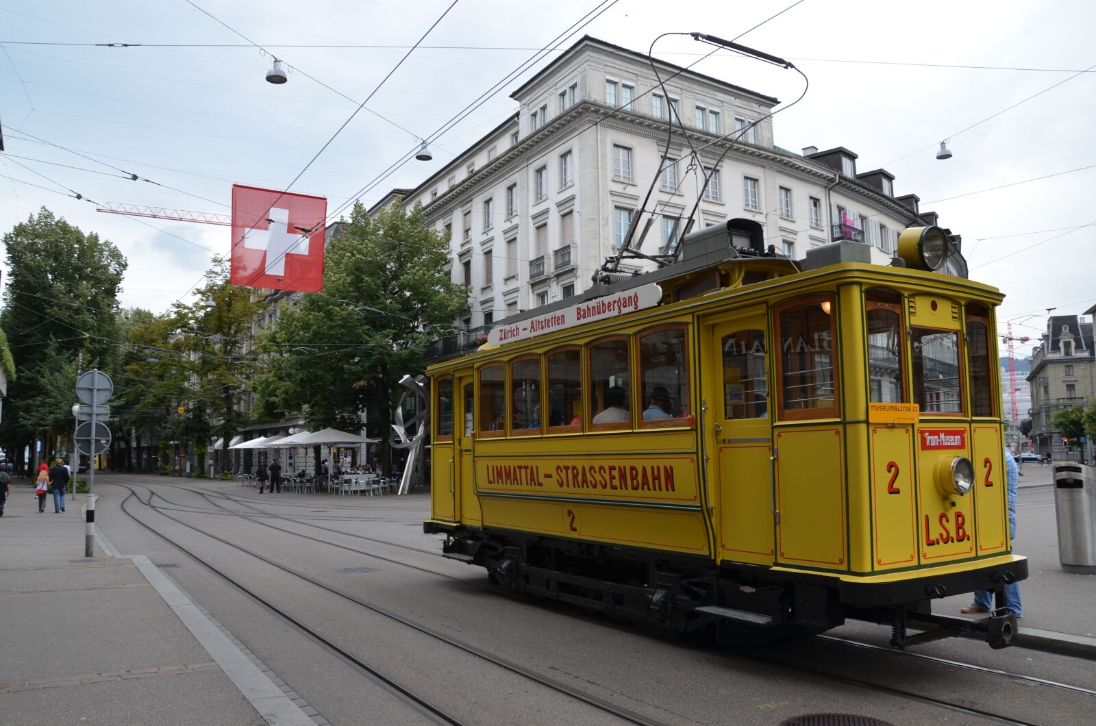 Nikon D5100 sample photo. Bonde, trip, street photography
