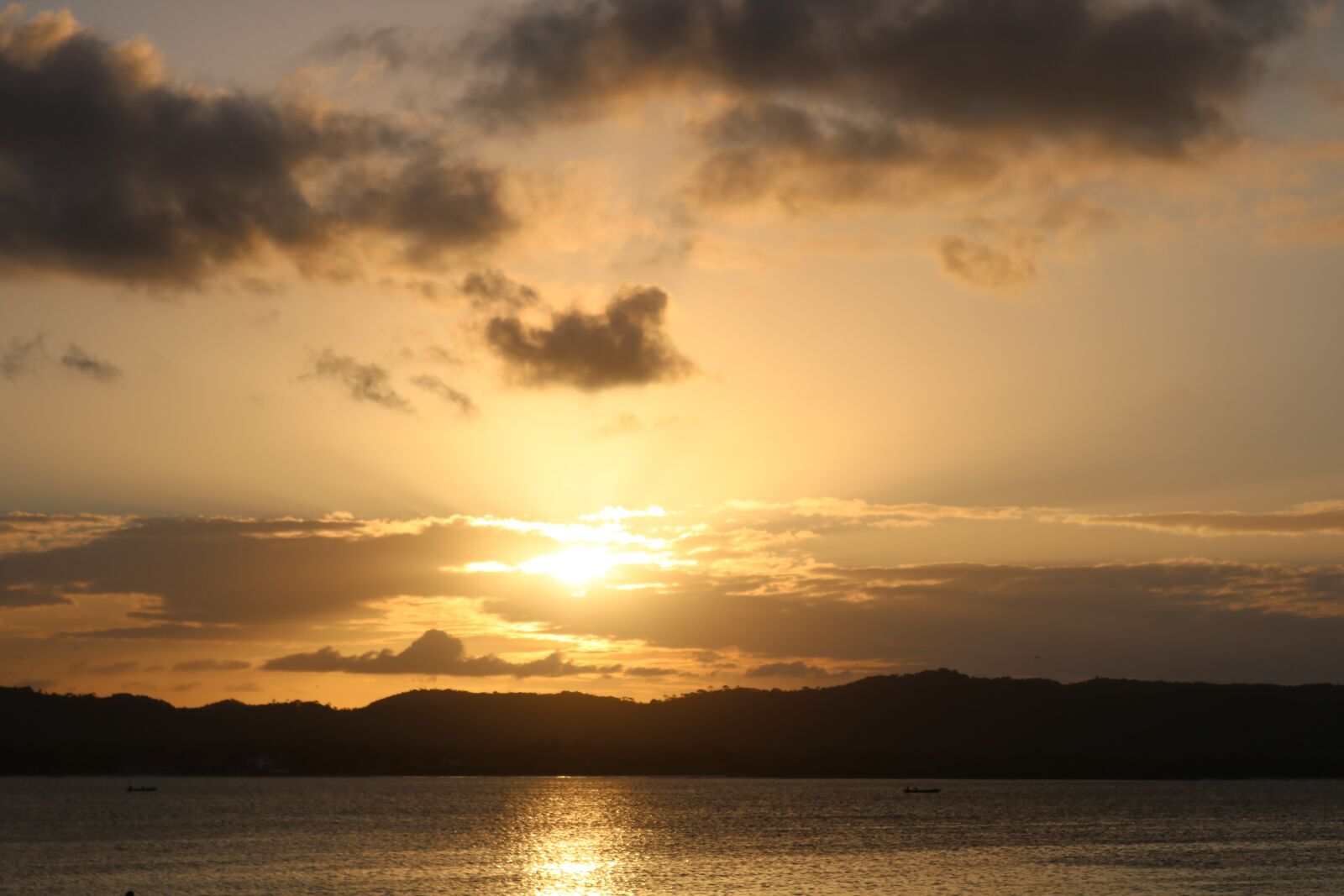 Canon EOS 750D (EOS Rebel T6i / EOS Kiss X8i) sample photo. Sunset, nature, salinas photography