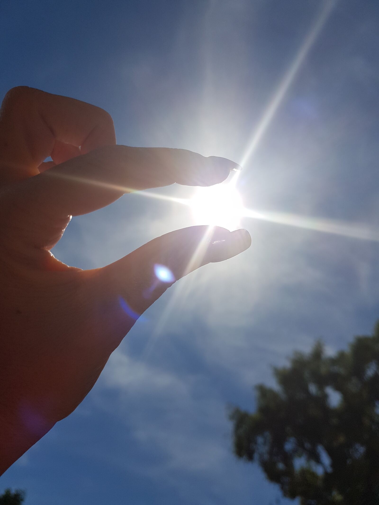 Samsung Galaxy S7 sample photo. Sun, sky, blue photography