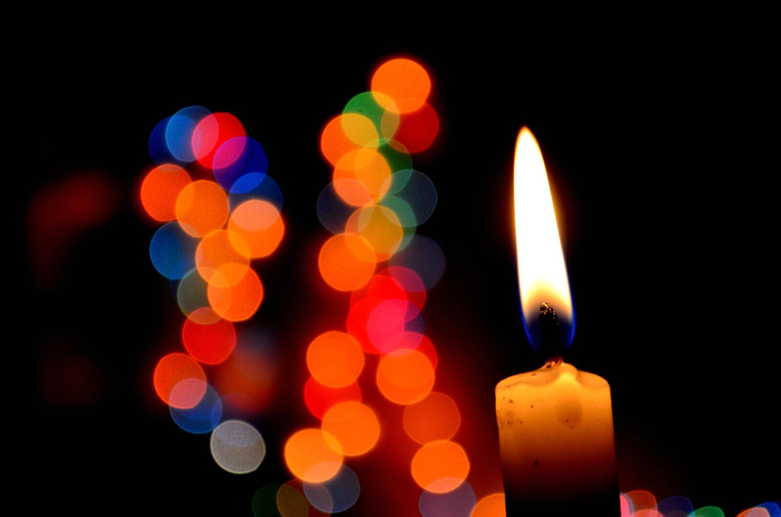 Nikon D5100 sample photo. Candle, light, decoration, dark photography