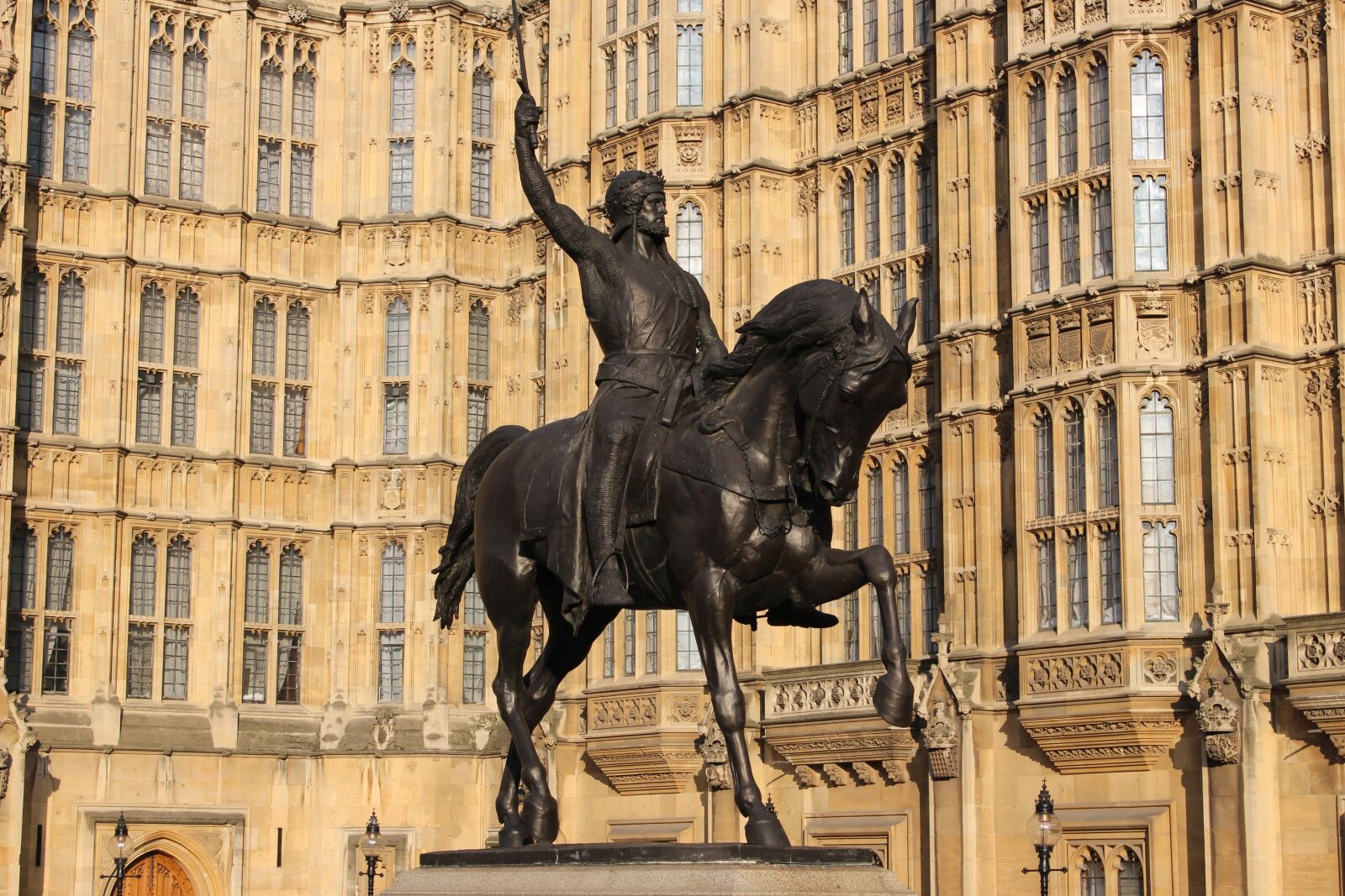 Canon EOS 100D (EOS Rebel SL1 / EOS Kiss X7) sample photo. London, parliament, westminster photography
