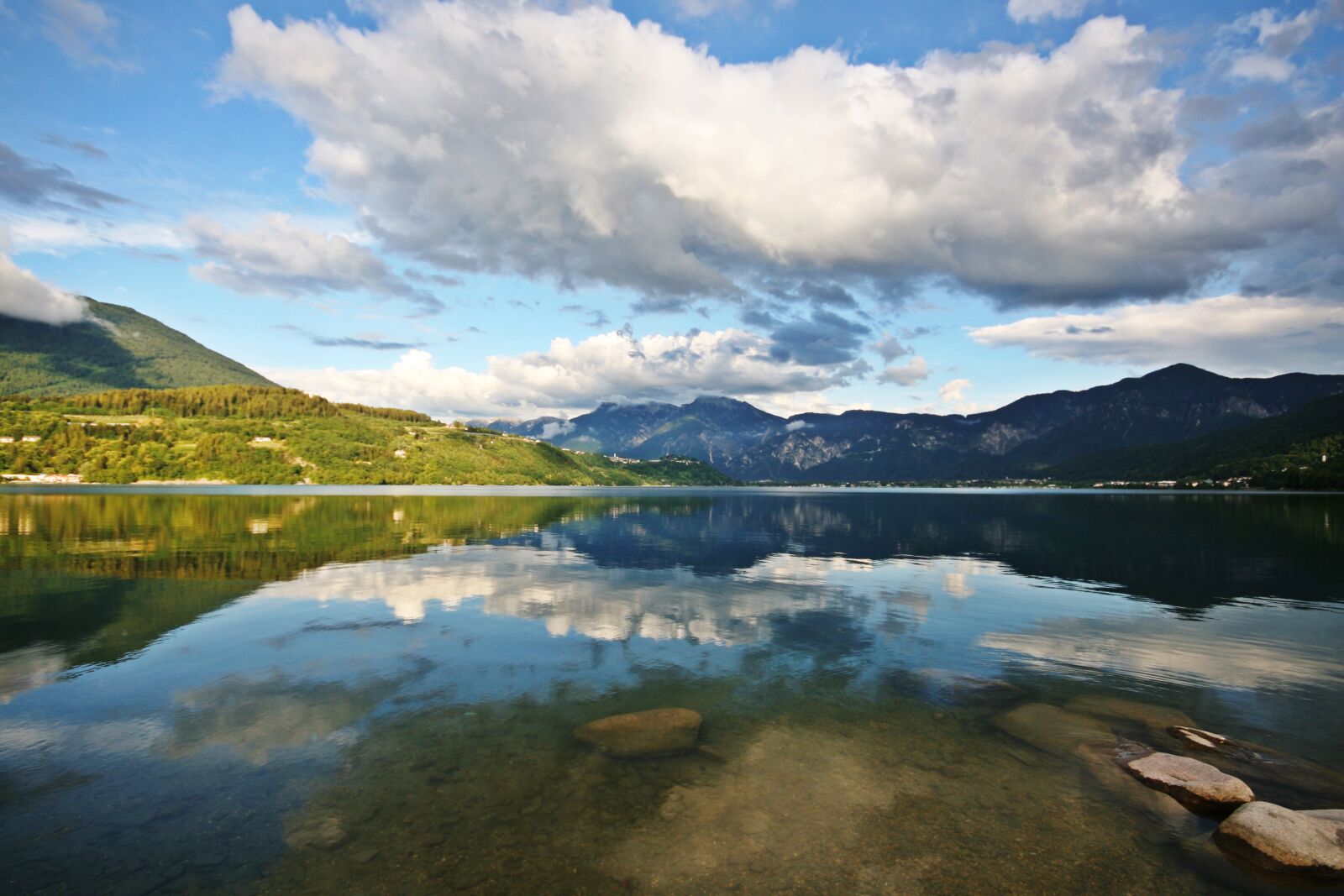 Canon EOS 30D sample photo. Lake, trentino, clouds photography