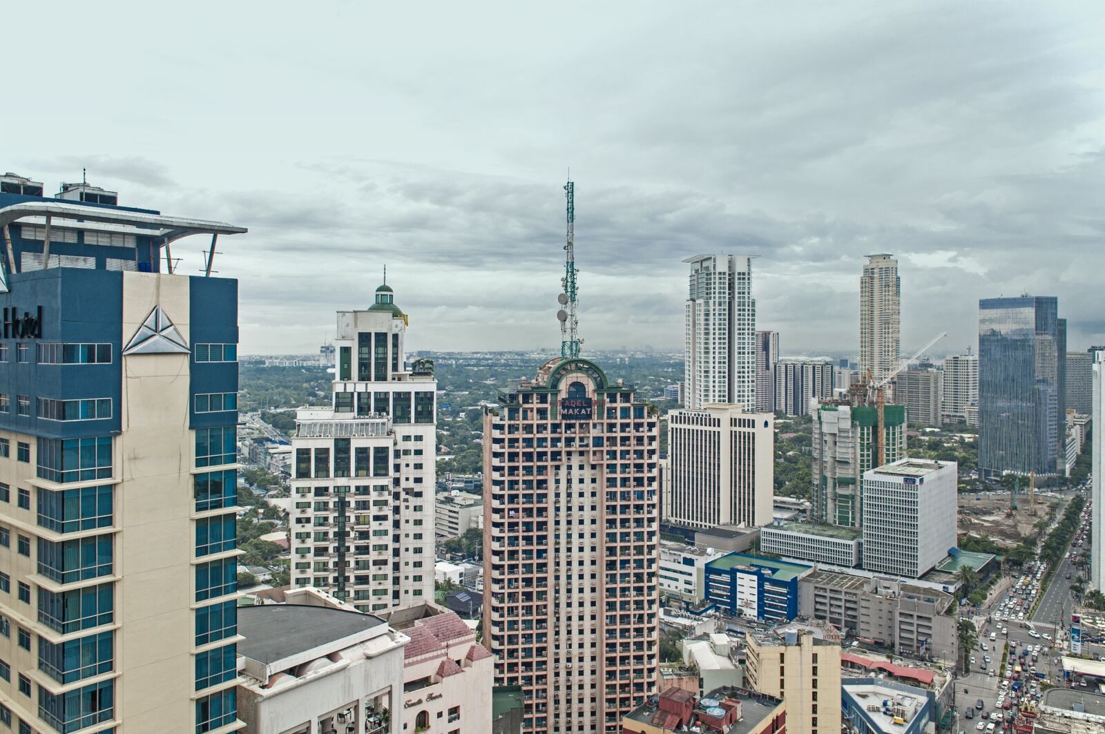 Nikon D300 sample photo. Skyscraper, city, skyline photography