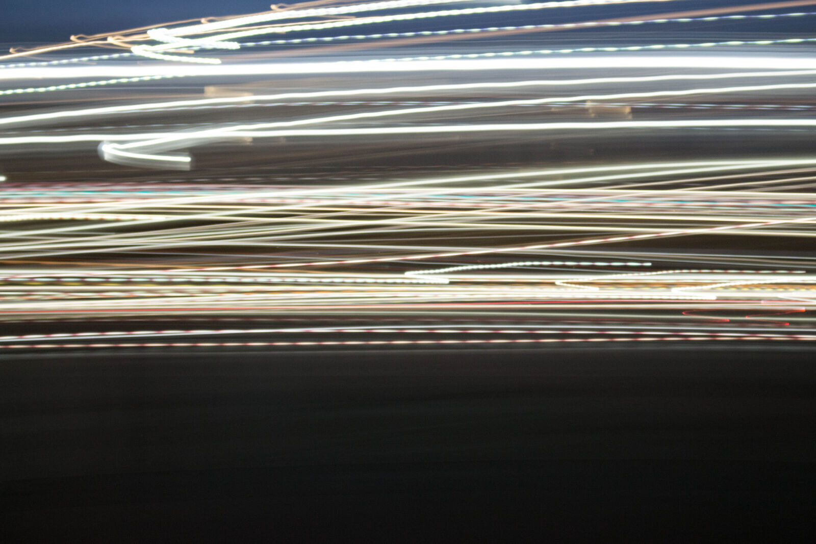 Canon EOS 700D (EOS Rebel T5i / EOS Kiss X7i) sample photo. Light, movement photography