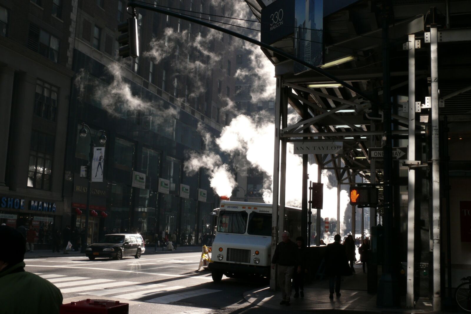 Leica V-LUX 1 sample photo. New york, winter morning photography