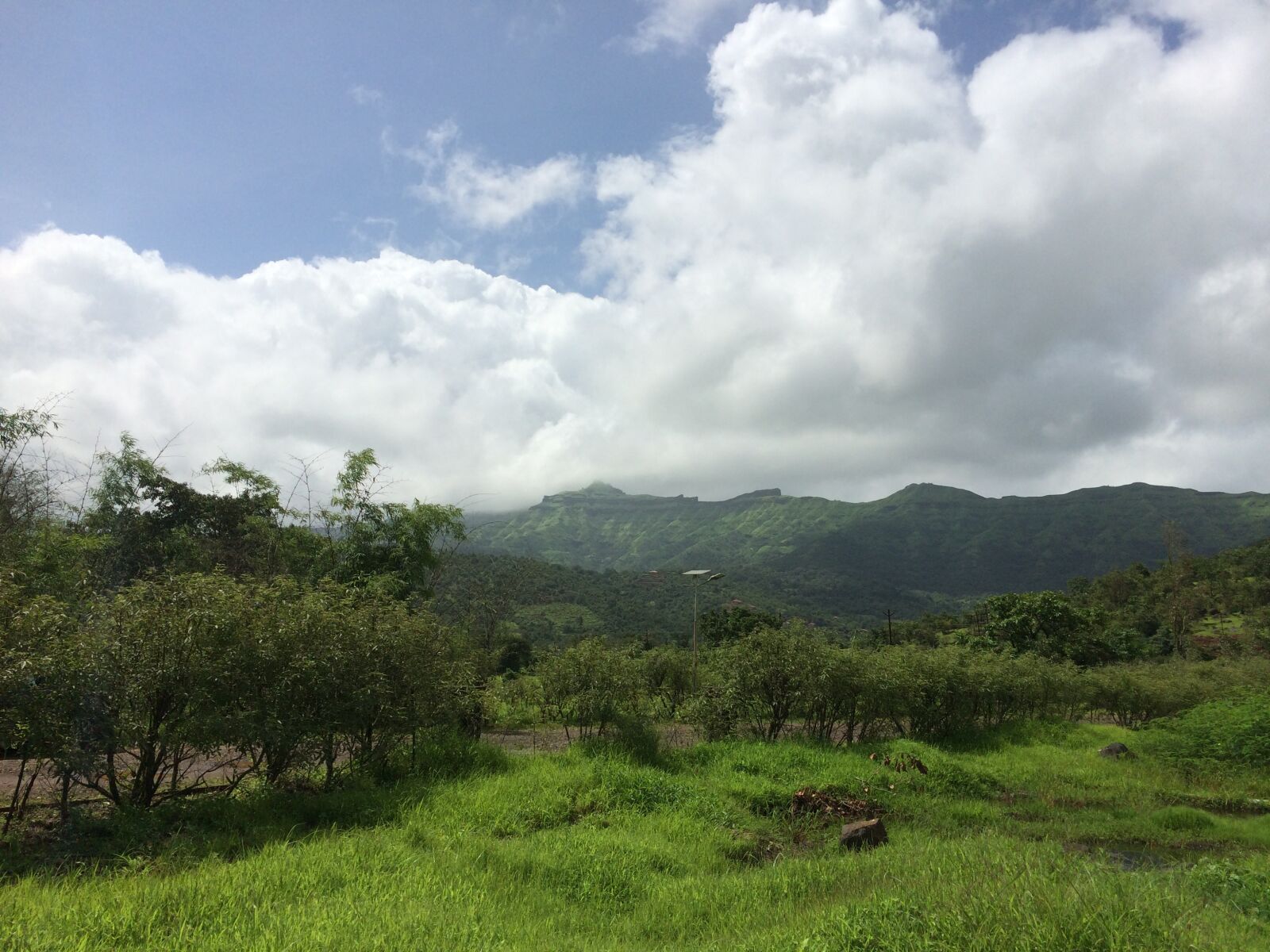 iPhone 5s back camera 4.15mm f/2.2 sample photo. Blue sky, valley, landscape photography