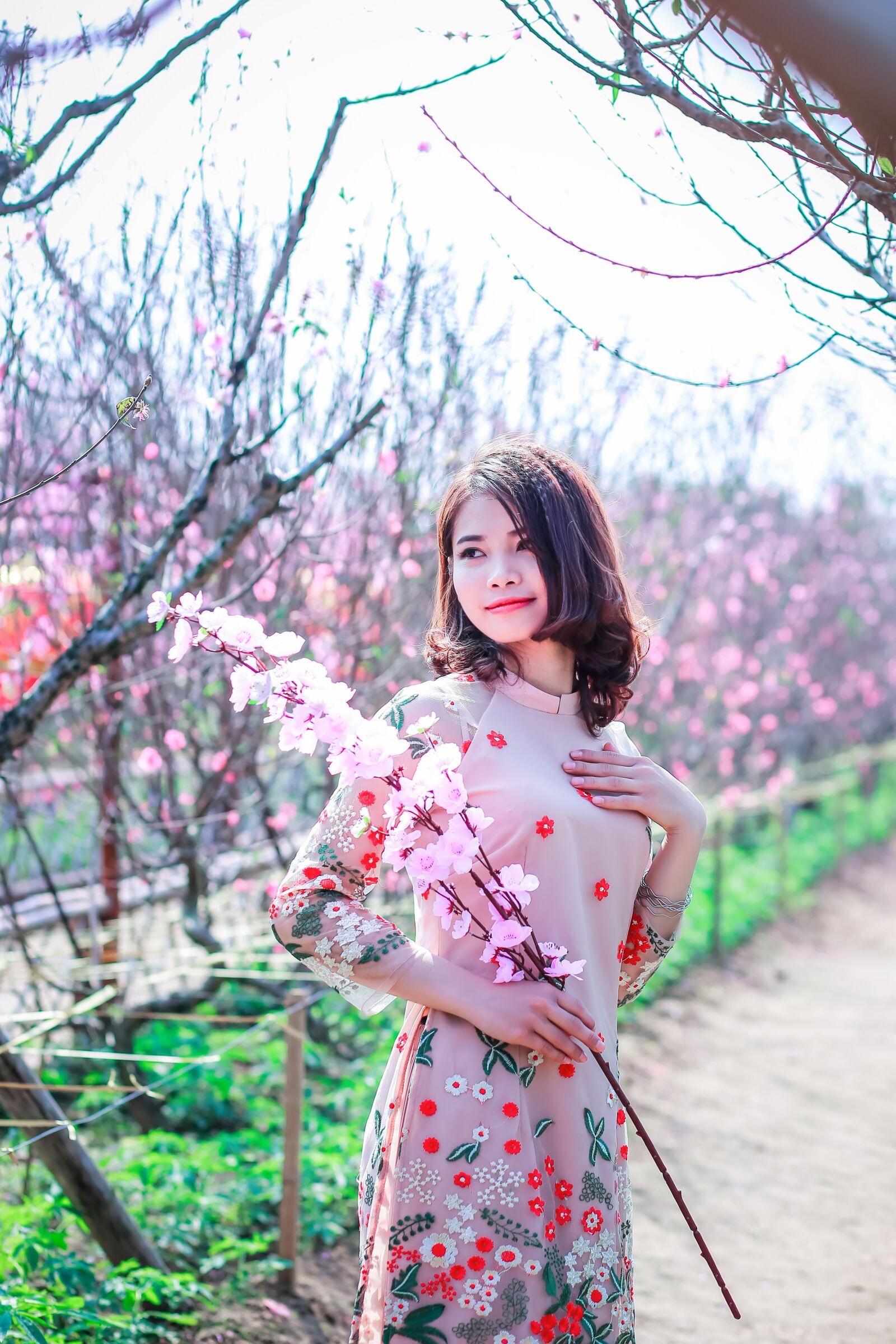 Canon EF 85mm F1.8 USM sample photo. Nature, beautiful, girl photography