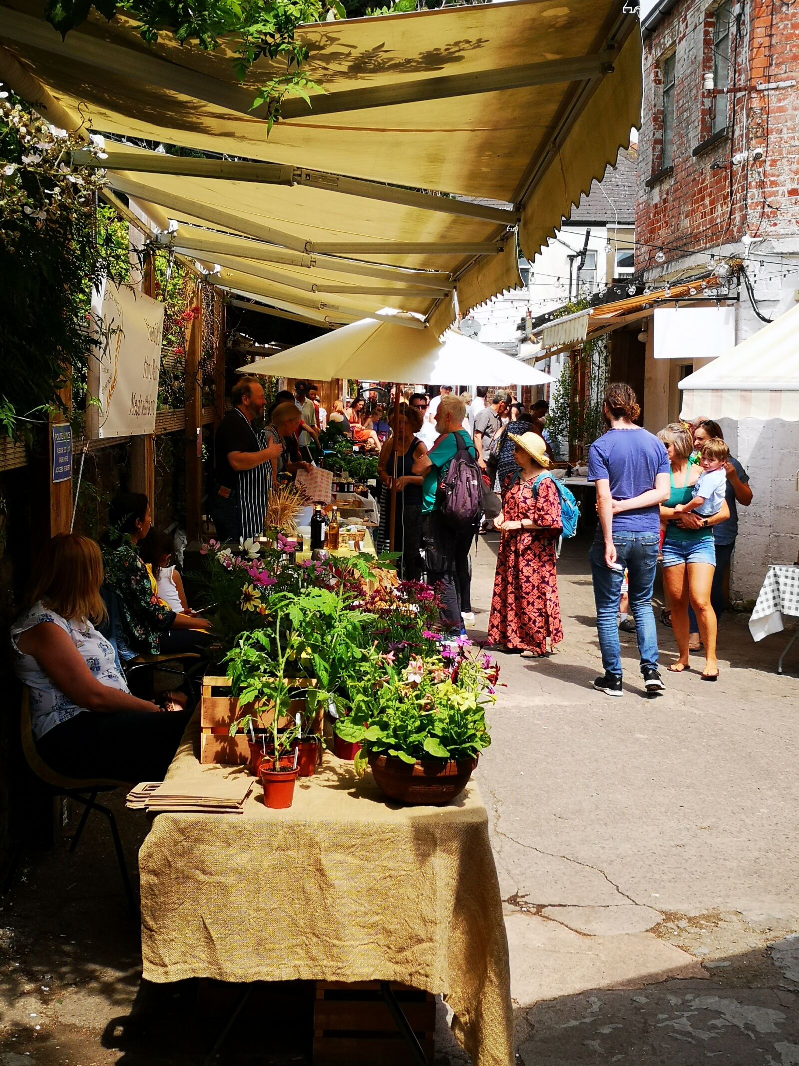 HUAWEI P20 sample photo. Cardiff, wales, market photography