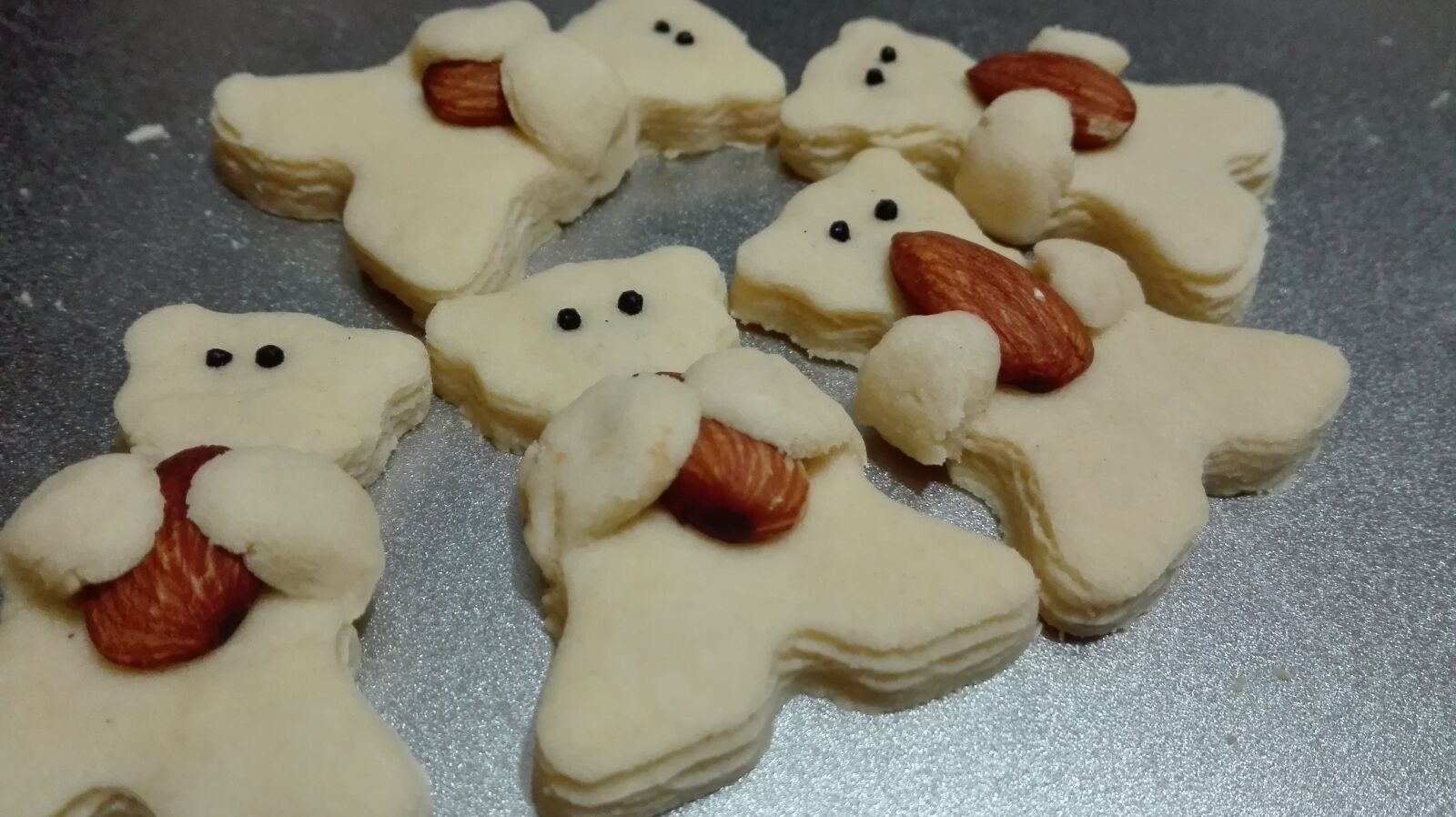 HUAWEI P8 Lite sample photo. Teddy bears, hug, almond photography