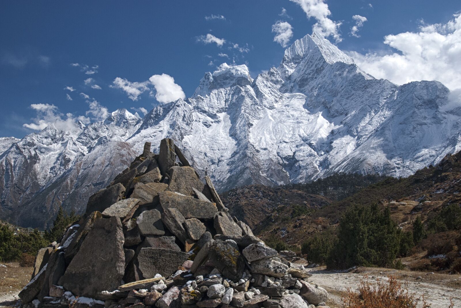 Nikon D80 sample photo. Nepal, mountaine, rock photography