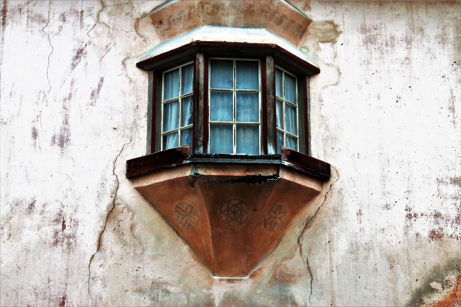 Canon EOS 80D sample photo. Antique, plaster, architecture photography