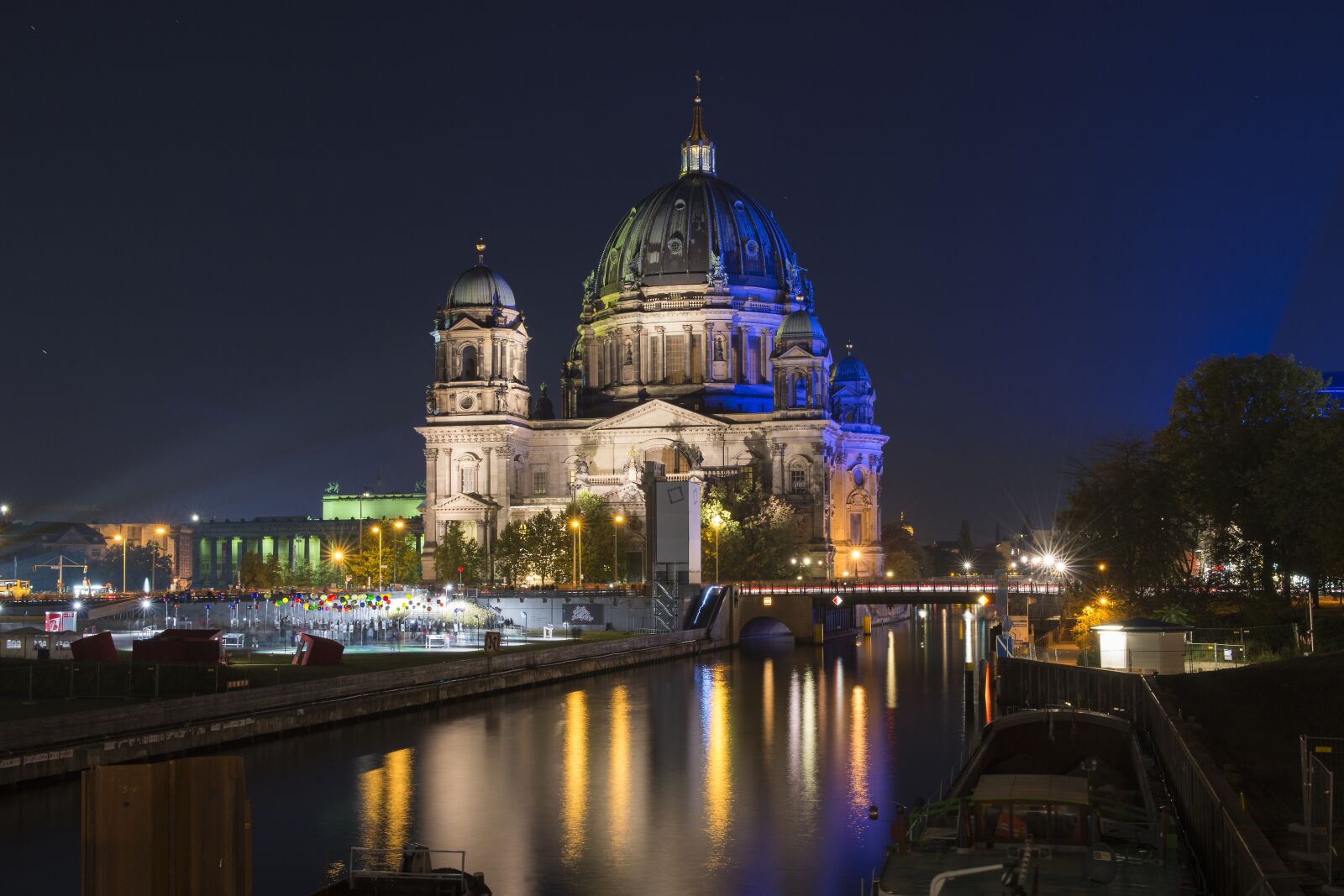 Nikon D800 sample photo. Berlin, reichstag, bundestag photography