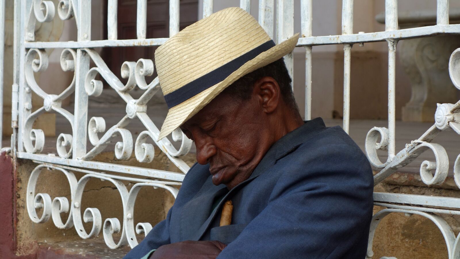 Sony Cyber-shot DSC-RX100 sample photo. Human, cuba photography