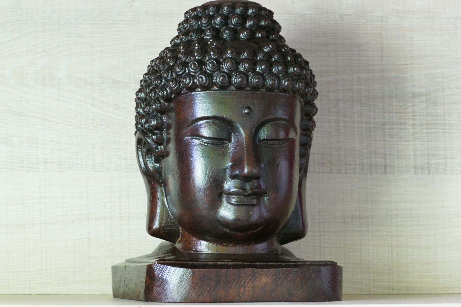 Panasonic Lumix DMC-FZ1000 sample photo. Buddha, the figurine, the photography