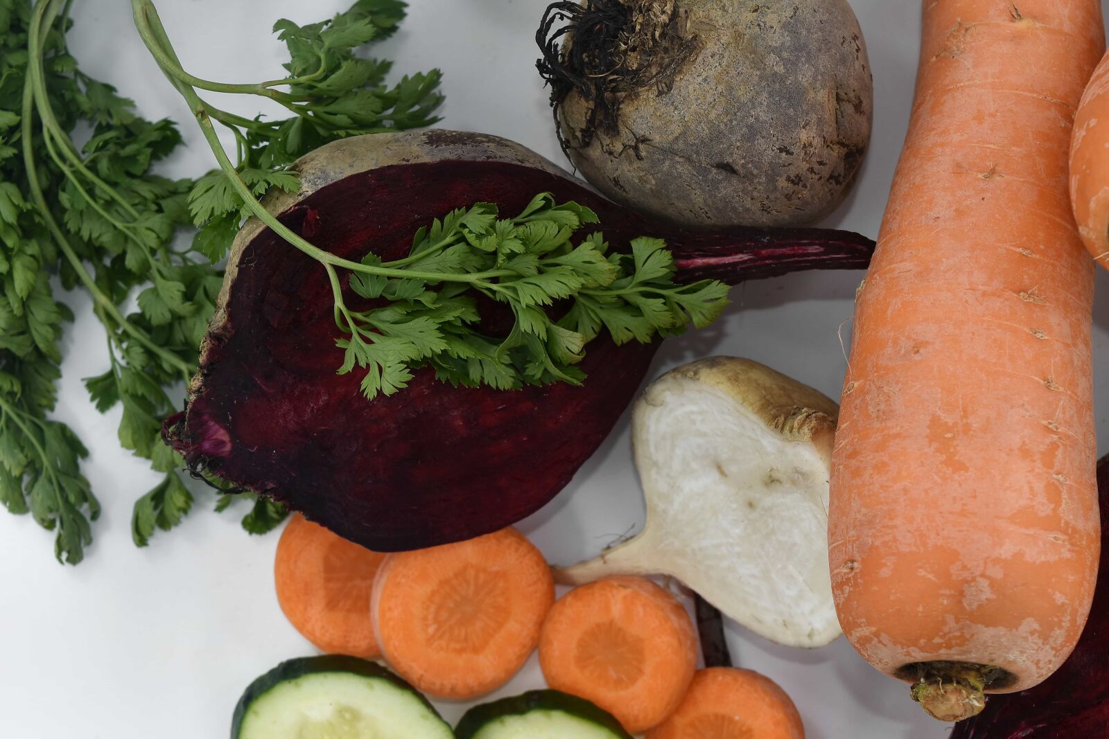 Nikon D5500 sample photo. Beetroot, carrot, half, turnip photography