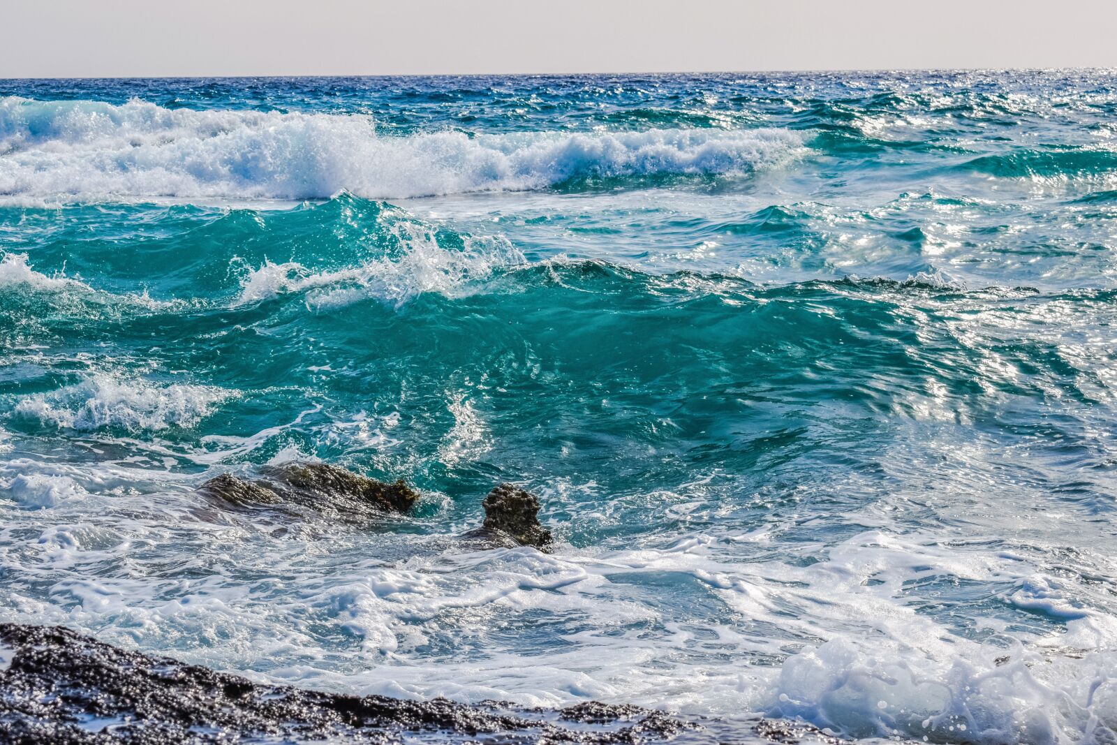 Nikon D3300 sample photo. Wave, foam, spray photography