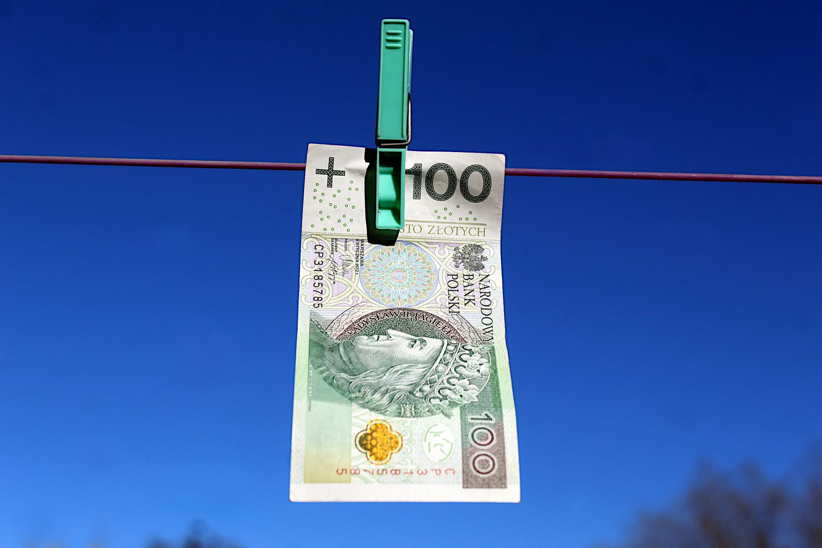 Canon EOS 4000D (EOS Rebel T100 / EOS 3000D) sample photo. Money, currency, euro banknotes photography