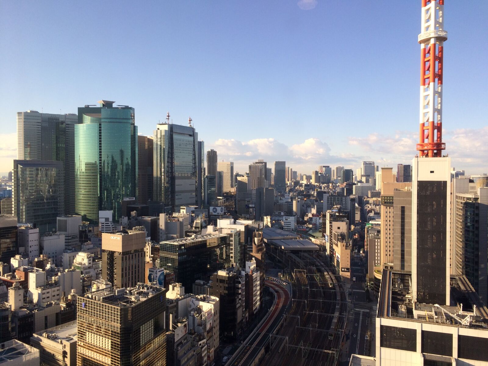 Apple iPhone 5s sample photo. Tokyo, city, urban photography