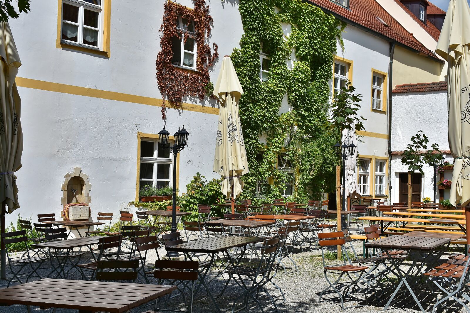 Nikon D7200 sample photo. Beer garden, chairs, dining photography