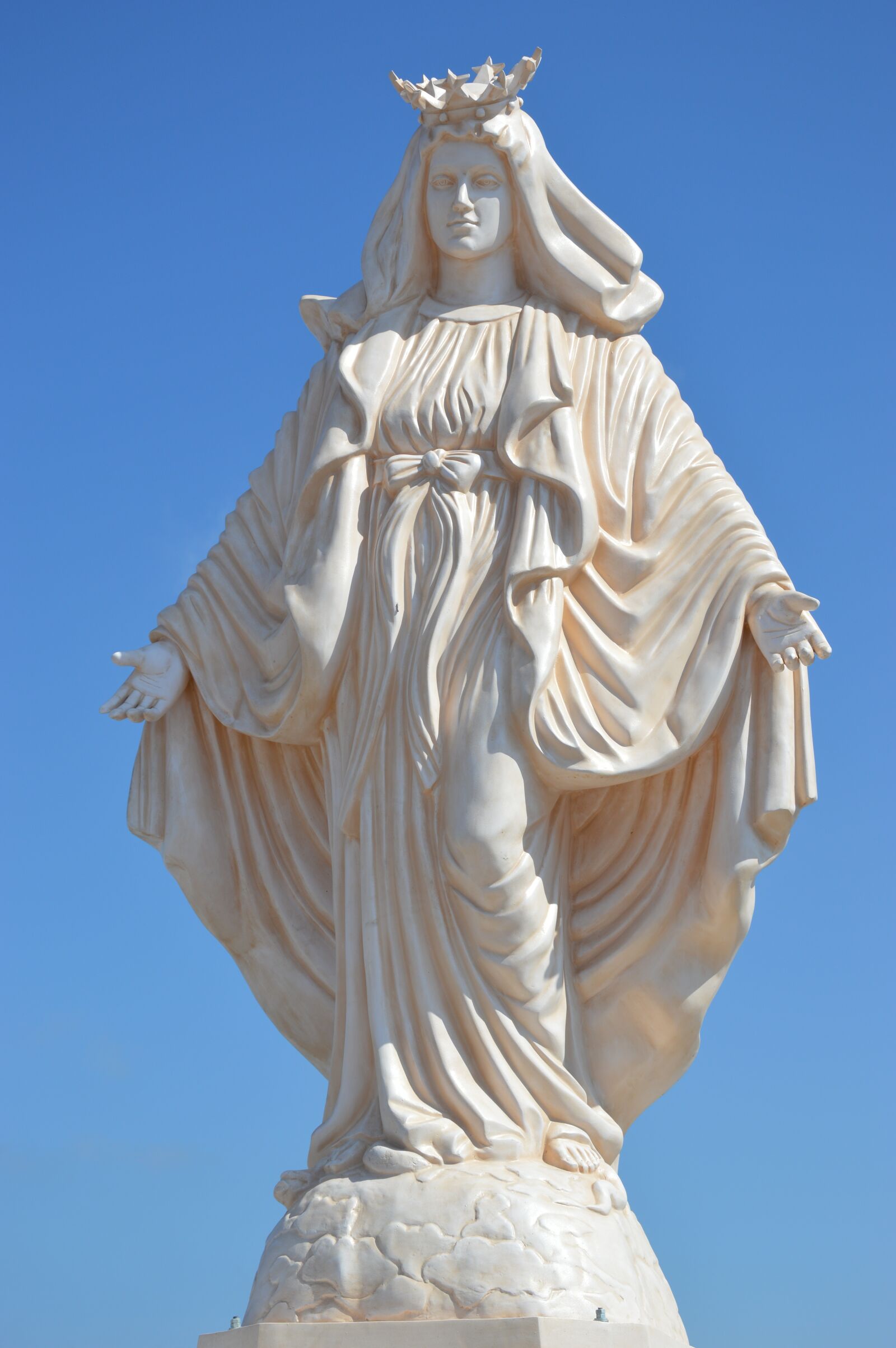 Nikon D3200 sample photo. Madonna, christen, holy photography