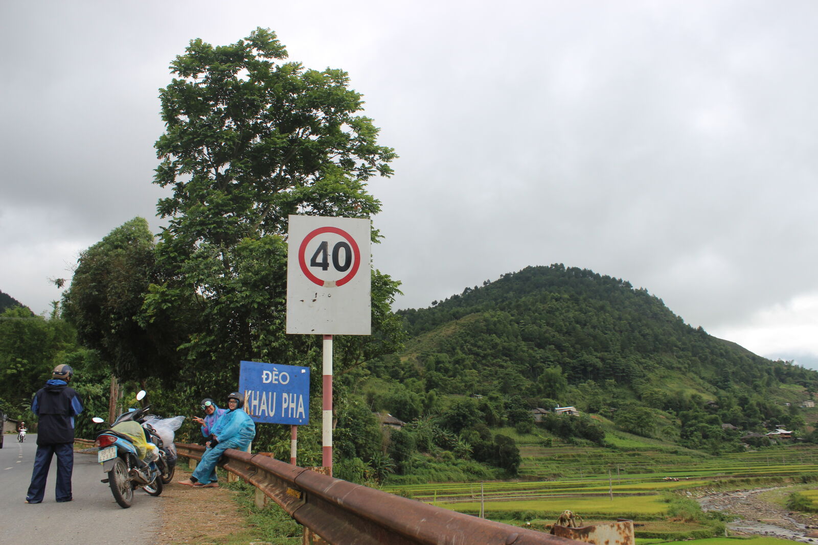 Canon EOS 600D (Rebel EOS T3i / EOS Kiss X5) sample photo. Mountain photography