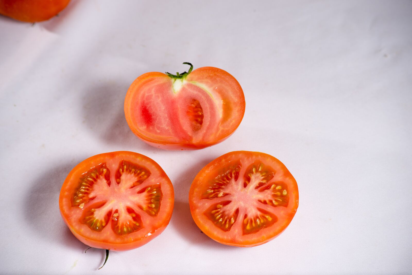 Nikon D610 sample photo. Tomatoes, vietnam, big tomato photography