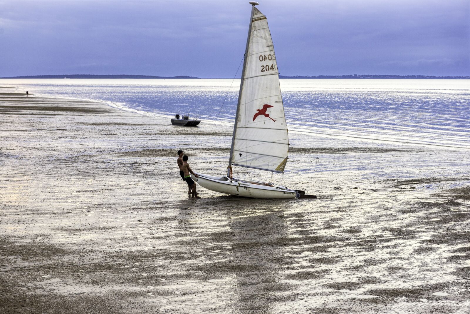 Nikon D610 sample photo. Ocean, beach, boat photography