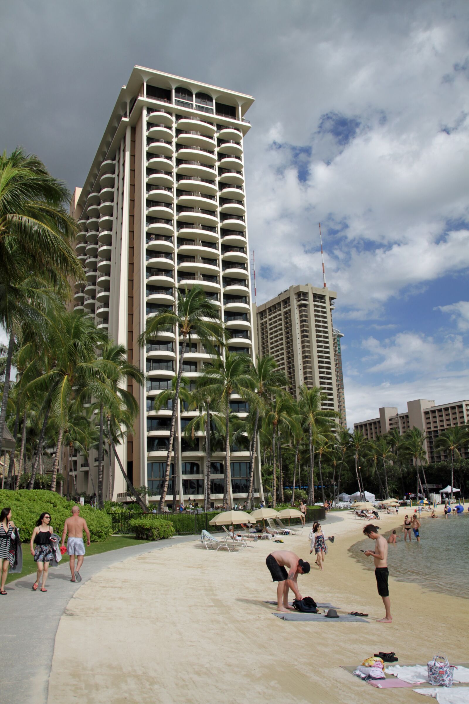 Canon EOS 7D sample photo. Architecture, honolulu, hawaii photography