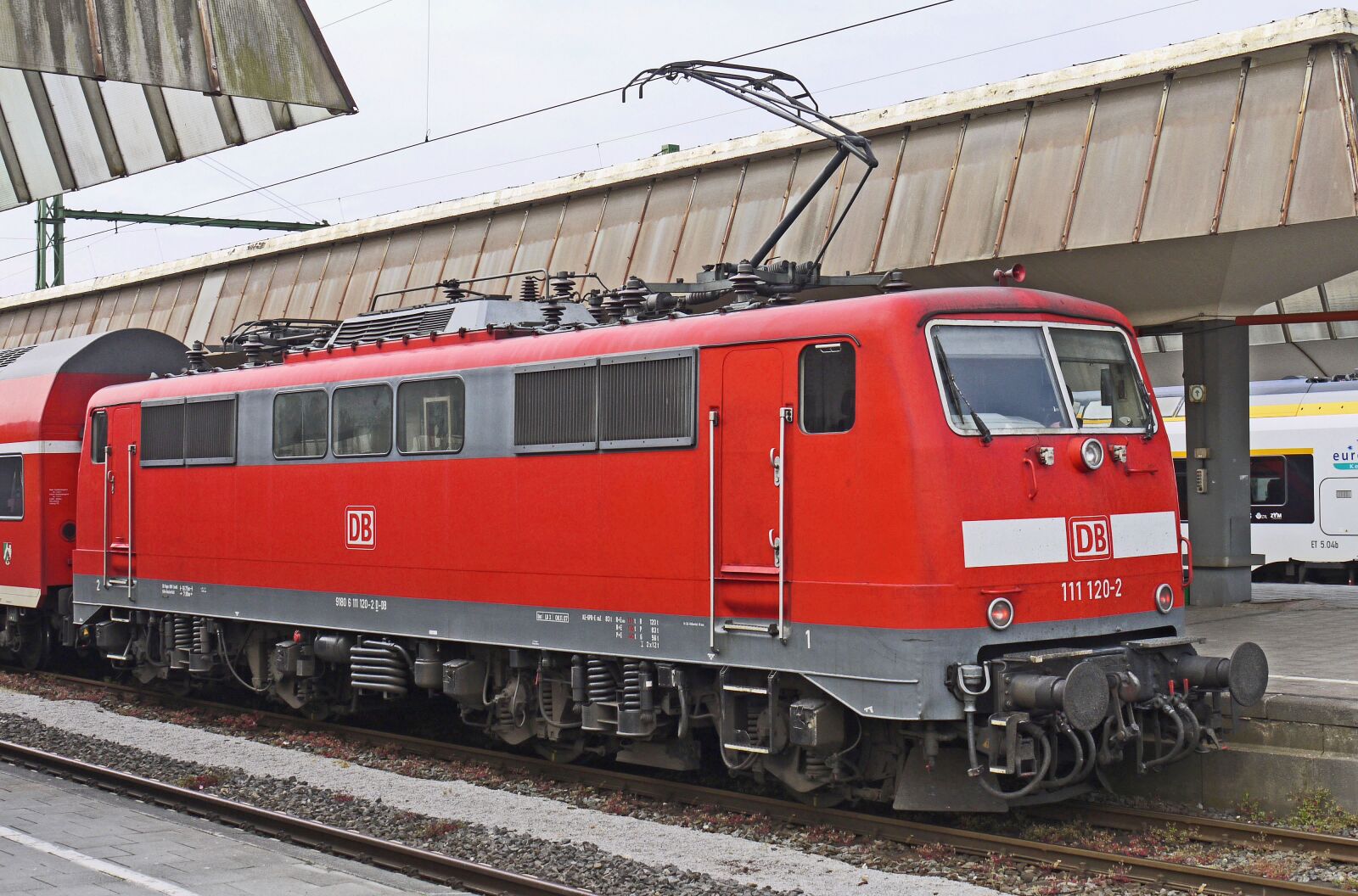 Panasonic Lumix DMC-G1 sample photo. Railway, transport system, train photography