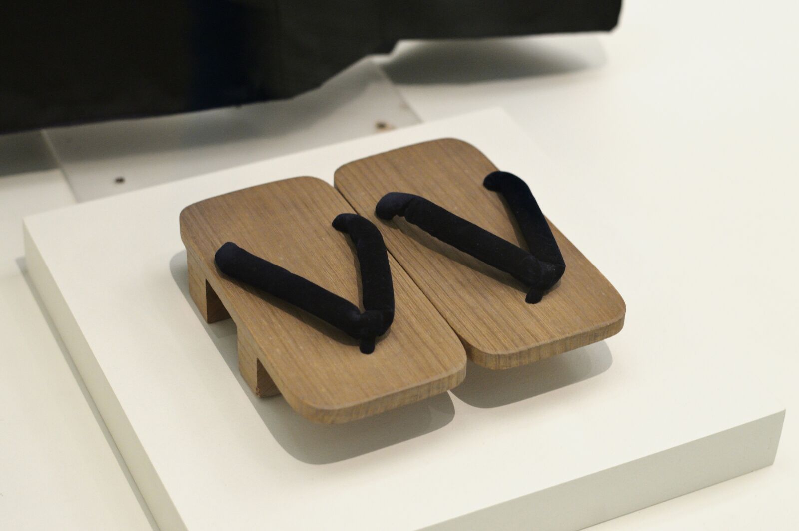 Nikon D3200 sample photo. Wood, pair, japan photography