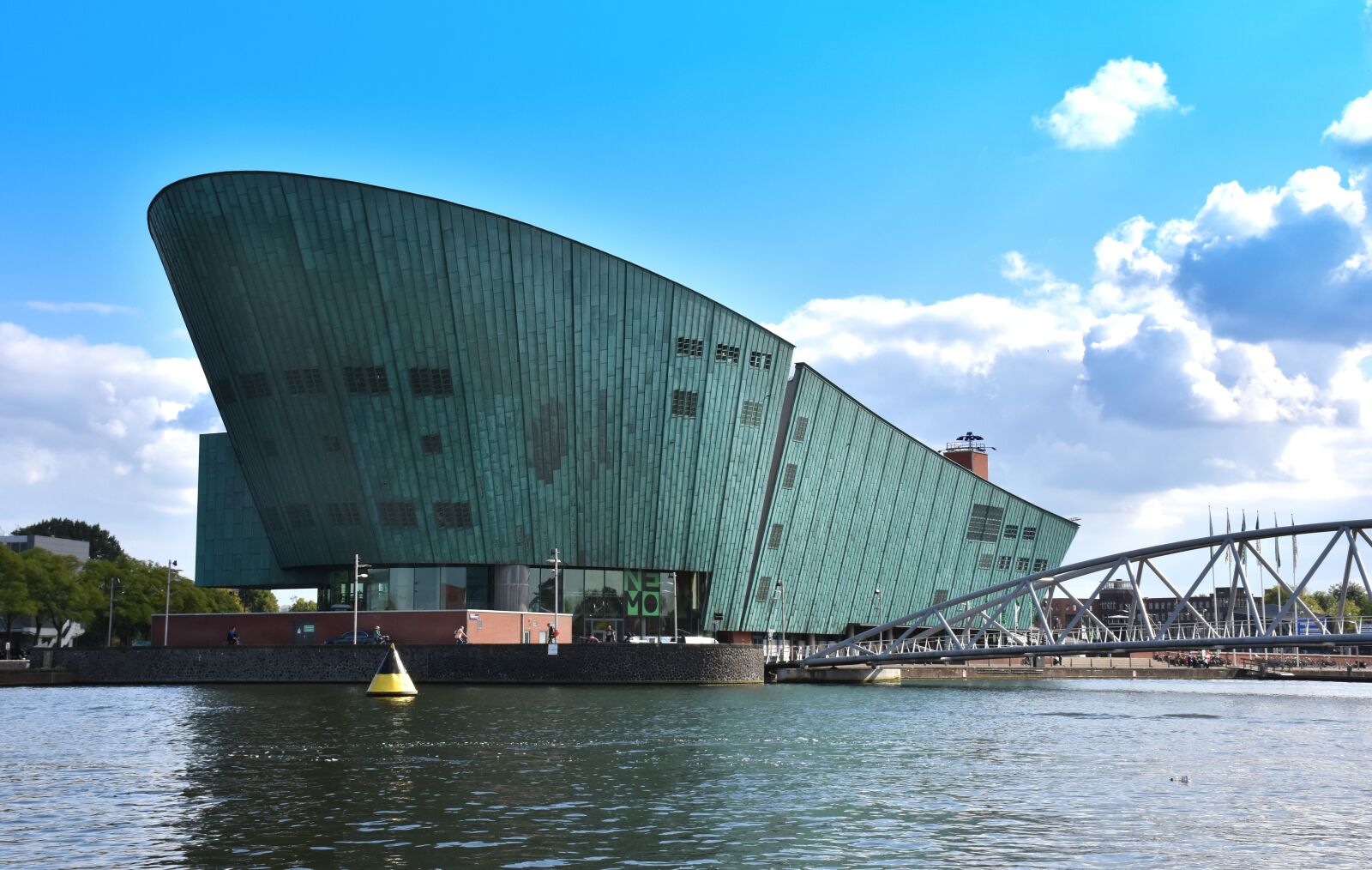 Nikon D7200 sample photo. Amsterdam, nemo, museum photography