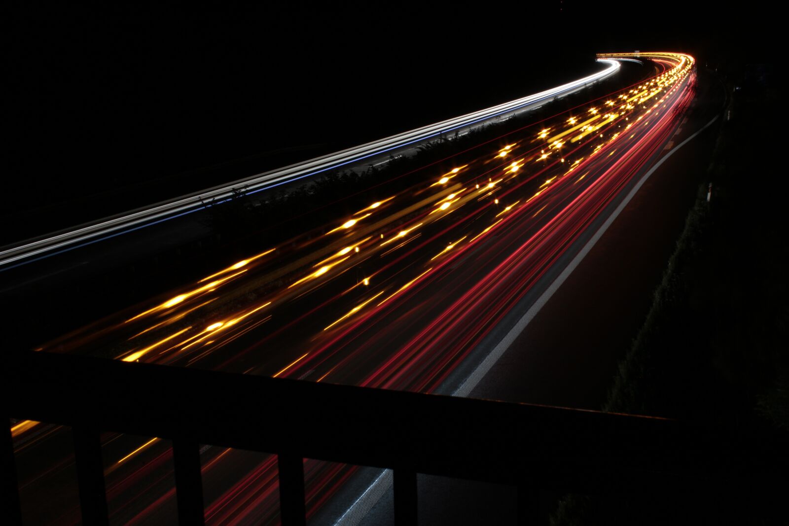 Canon EOS 550D (EOS Rebel T2i / EOS Kiss X4) sample photo. Highway, a44, night photography
