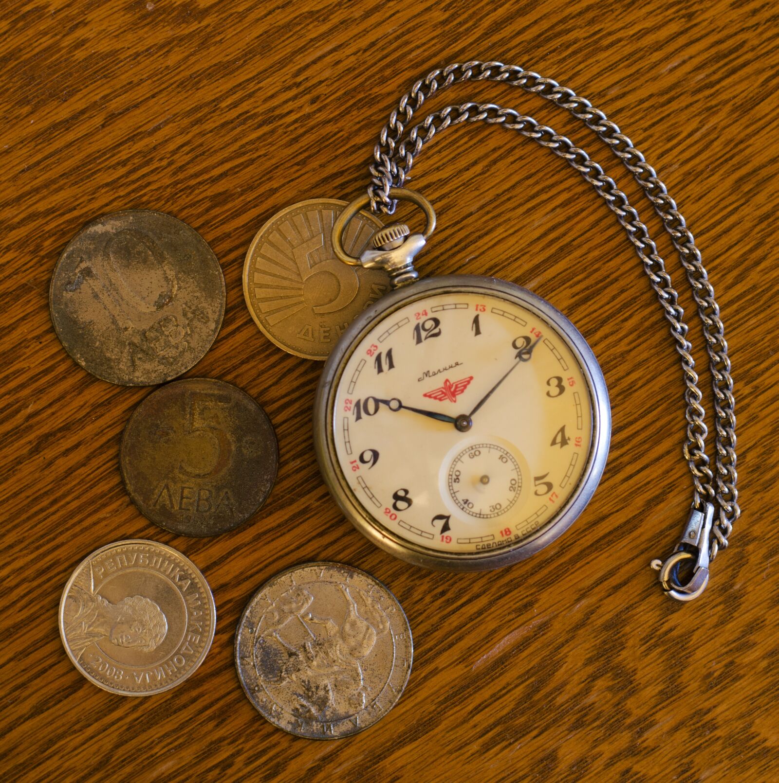 Nikon D5100 sample photo. Pocket watch, coins, watch photography