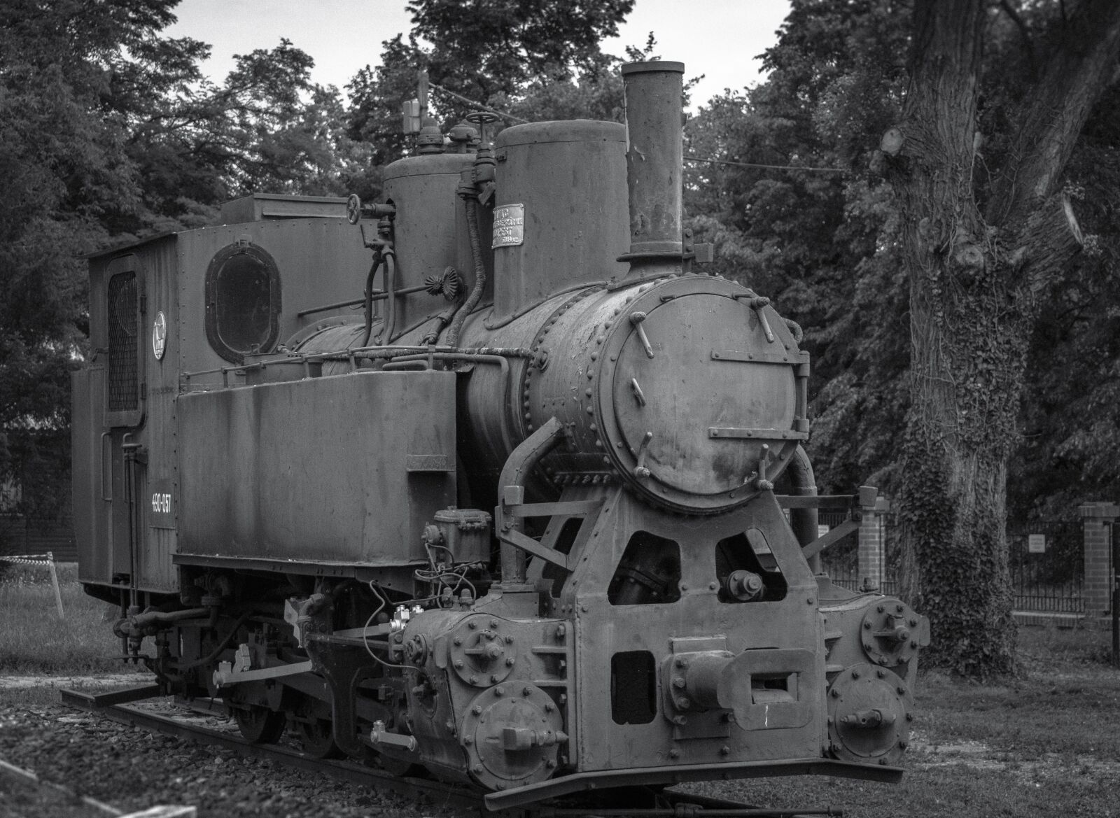 Nikon D3200 sample photo. Train, museum, black photography