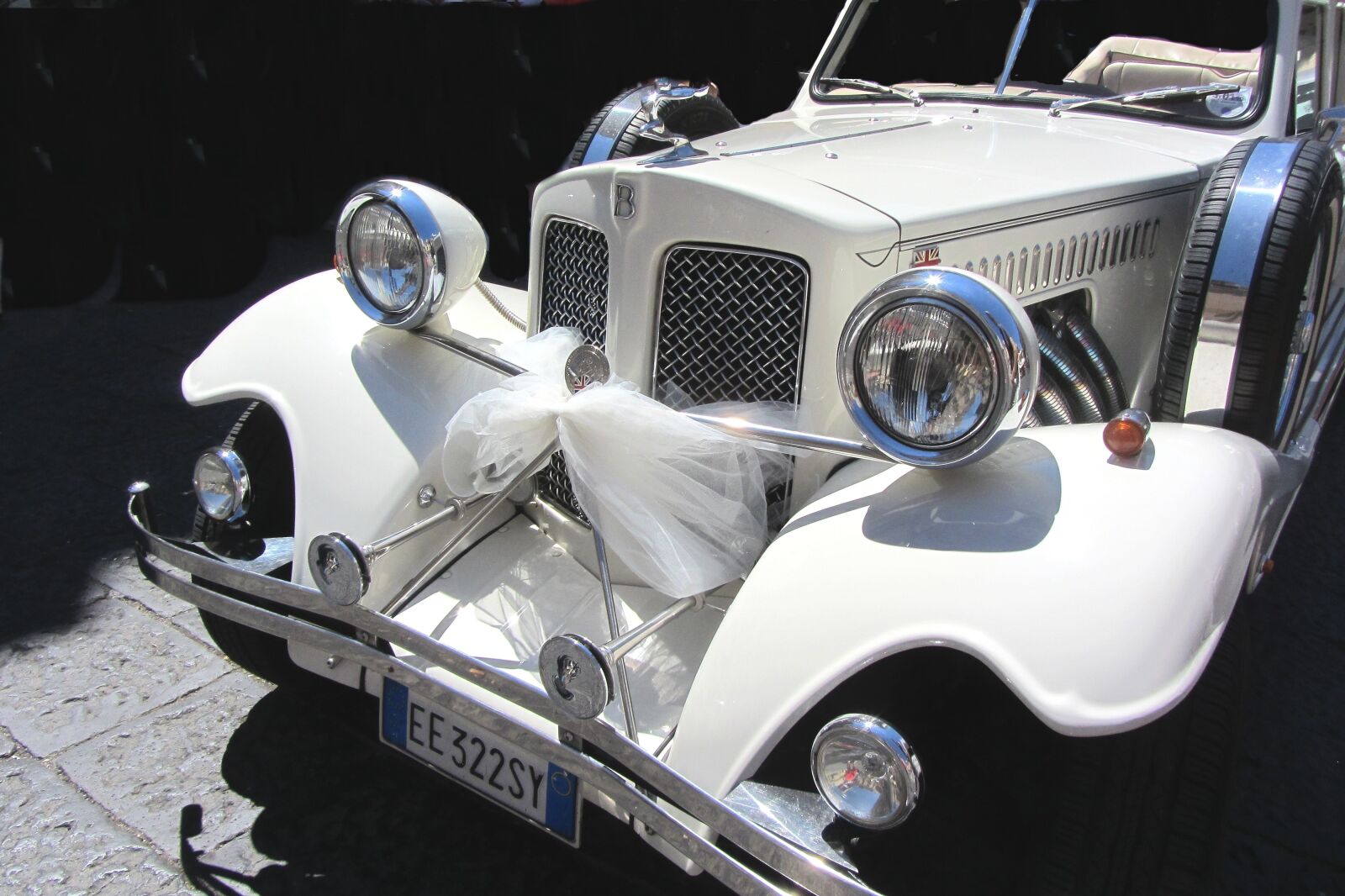 Canon PowerShot SX220 HS sample photo. Wedding car, wedding, getting photography