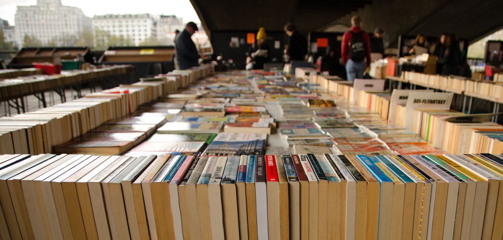 Nikon D7000 sample photo. Books, market, london photography