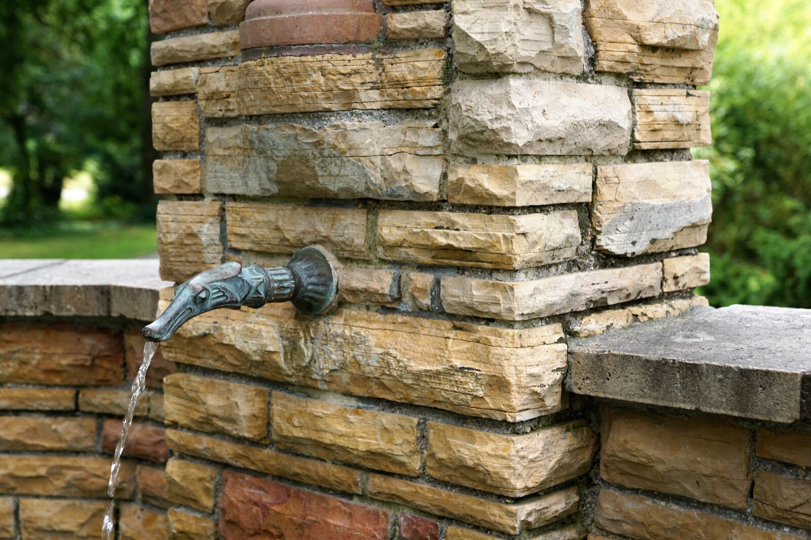 Sony ILCA-77M2 + Sony DT 16-50mm F2.8 SSM sample photo. Stone, old, wall photography