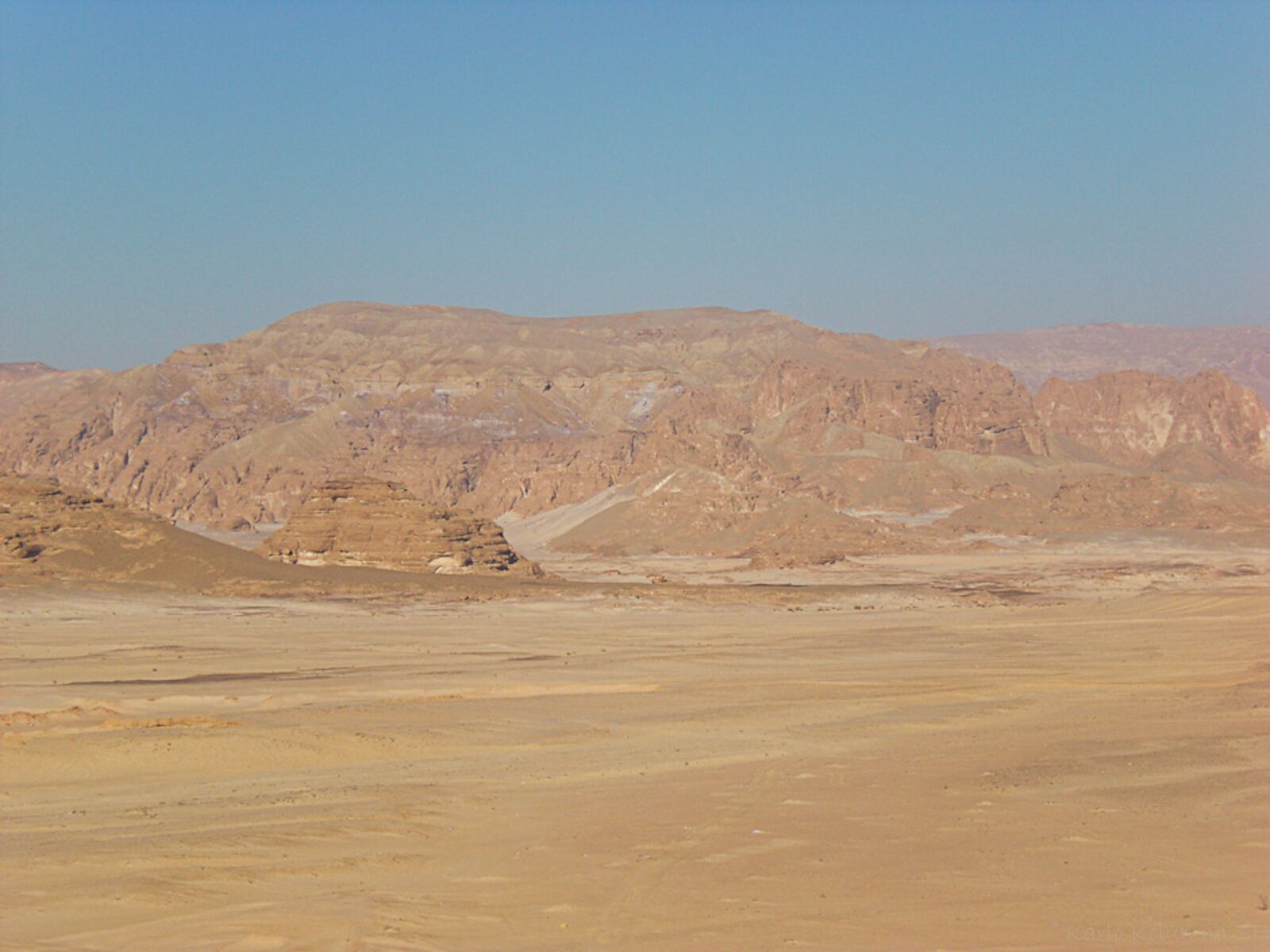 CASIO EX-Z80 sample photo. Egypt mountains, rock, desert photography